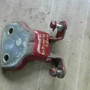 Szezonális akció CHEVROLET AVEO T250/255 06.01-11.12 Jobb első felső ajtózsanér bontott alkatrész