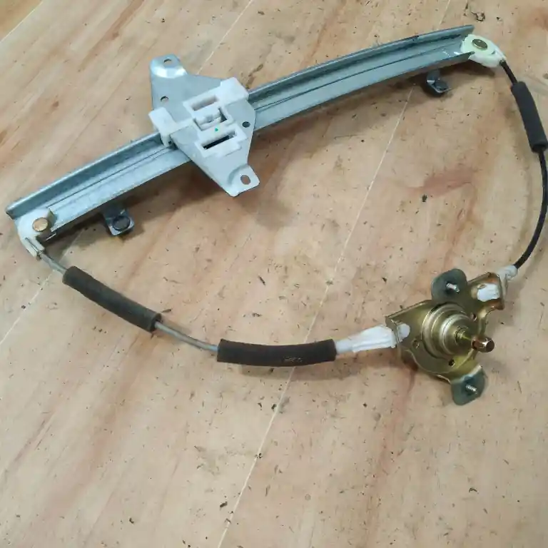 Kedvezmény CHEVROLET AVEO T250/255 06.01-11.12 Jobb hátsó ablakemelő szerkezet mechanikus 4 ajtósbontott alkatrész