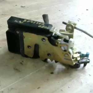 Kihagyhatatlan ajánlat CHEVROLET AVEO T250/255 06.01-11.12 Jobb hátsó ajtó zárszerkezet központi záras bontott alkatrész