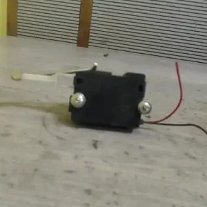 Alacsony ár CHEVROLET KALOS Csomagtér ajtó zárszerkezet 5 ajtós bontott alkatrész