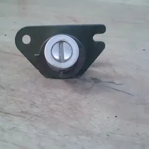 CHEVROLET KALOS Csomagtérajtó dugózár 5 ajtós bontott alkatrész Outlet