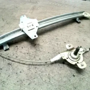 Expressz szállítás CHEVROLET KALOS Jobb első ablakemelő szerkezet mechanikus 4 ajtós bontott alkatrész