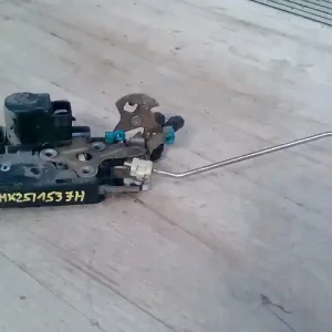 Végkiárusítás CHEVROLET KALOS Jobb hátsó ajtó zárszerkezet központi záras 5 ajtós bontott alkatrész