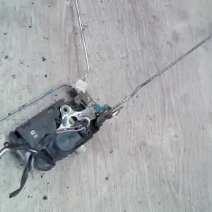 Kedvezményes ár CHEVROLET LACETTI Bal hátsó ajtó zárszerkezet központi záras kombi bontott alkatrész