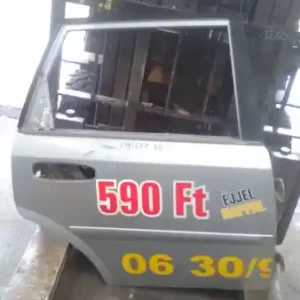 Kiárusítás CHEVROLET LACETTI Jobb hátsó ajtó. bontott alkatrész