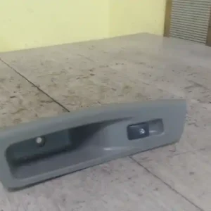 Akció CHEVROLET LACETTI 2004.01.01-2010.01.01 Jobb hátsó ablakemelő kapcsoló bontott alkatrész