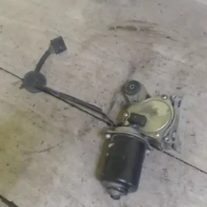 Csak ma CHEVROLET SPARK Ablaktörlő motor első 5 vezetékes bontott alkatrész