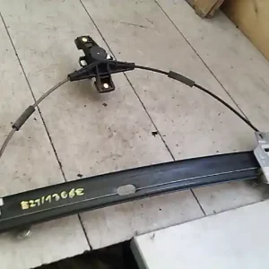 Biztonságos vásárlás CHEVROLET SPARK M200 05.05-10.02 Jobb első ablakemelő szerkezet mechanikus bontott alkatrész