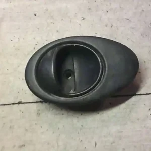 Vedd meg most CHEVROLET SPARK M200 05.05-10.02 Jobb első belső kilincs bontott alkatrész