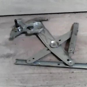 Végkiárusítás CHEVROLET SPARK M200 05.05-10.02 Jobb hátsó ablakemelő szerkezet mechanikus bontott alkatrész