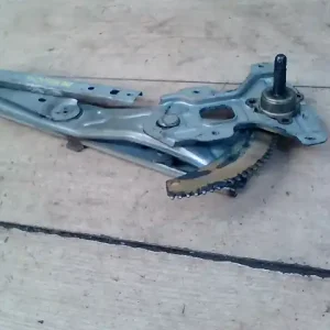 Ne maradj le CHEVROLET SPARK M200 05.05-10.02 Jobb hátsó ablakemelő szerkezet mechanikus 5 ajtós bontott alkatrész