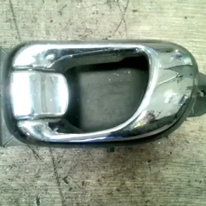 CHEVROLET Tacuma 02-08 Bal első belső kilincs bontott alkatrész Olcsó