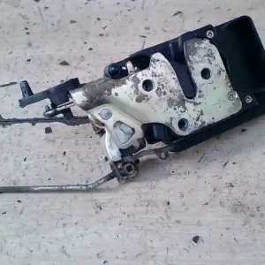 Ne maradj le CHEVROLET Tacuma 02-08 Jobb hátsó ajtó zárszerkezet központi záras bontott alkatrész