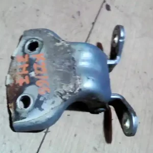 Gyors kiszállítás CHEVROLET Tacuma 02-08 Jobb hátsó felső ajtózsanér bontott alkatrész