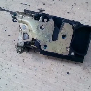 CHEVROLET Tacuma 02-08 Jobb első ajtó zárszerkezet központizáras bontott alkatrész Exkluzív ajánlat