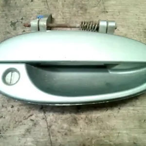 CHEVROLET Tacuma 02-08 Jobb első külső kilincs5 ajtós bontott alkatrész Ajánlat