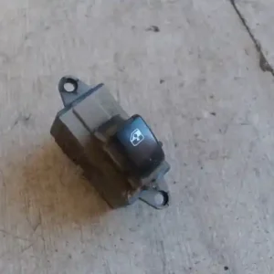 Legjobb ár CHEVROLET Tacuma 02-08 Jobb hátsó ablakemelő kapcsoló bontott alkatrész