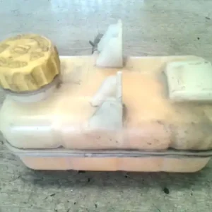 CHEVROLET Tacuma 02-08 Kiegyenlítő tartály 5 ajtós, ferdehátú bontott alkatrész Szuper akció