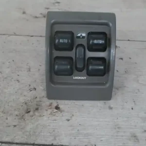 Vásárlói kedvenc CHRYSLER PT CRUISER 99-06 Ablakemelő kapcsoló pozíció független első bontott alkatrész