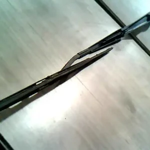 Végkiárusítás CHRYSLER PT CRUISER 99-06 Ablaktörlő kar jobb első bontott alkatrész