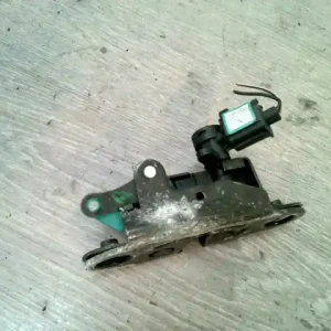 Vásárlói kedvenc CHRYSLER PT CRUISER 99-06 Csomagtér ajtó zárszerkezet bontott alkatrész