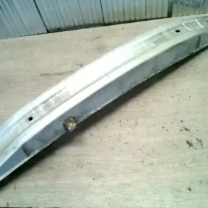 CHRYSLER PT CRUISER 99-06 Első lökhárító merevítőbontott alkatrész Korlátozott ajánlat