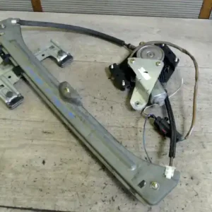 CHRYSLER PT CRUISER 99-06 Jobb első ablakemelő szerkezet elektromos bontott alkatrész Árengedmény