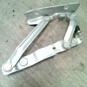 CHRYSLER PT CRUISER 99-06 Motorháztető bal zsanér bontott alkatrész Bestseller