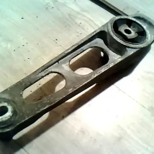 CHRYSLER PT CRUISER 99-06 Motortartó bak 2.4ibontott alkatrész Kiárusítás