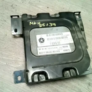 Vedd meg most CHRYSLER PT CRUISER 99-06 Motorvezérlő egység ecu pcm modul 1.6 b bontott alkatrész