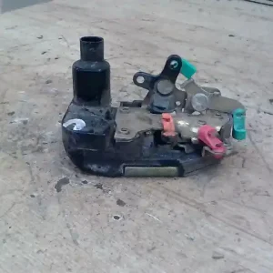 Szuper ajánlat CHRYSLER STRATUS Bal első ajtó zárszerkezet központi záras bontott alkatrész