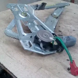 CHRYSLER STRATUS Jobb hátsó ablakemelő szerkezet elektromos 4 ajtós bontott alkatrész Olcsóbb