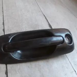 CHRYSLER VOYAGER 01.03-05.01 Bal első külső kilincs dugózárral bontott alkatrész Biztonságos fizetés