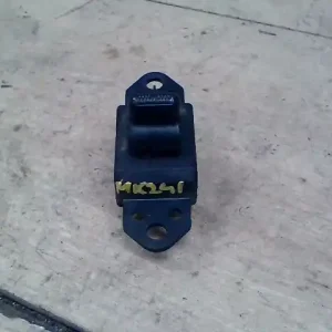 Vedd meg most CHRYSLER VOYAGER 01.03-05.01 Jobb első ajtókapcsolóegyterű bontott alkatrész