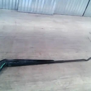 CHRYSLER VOYAGER 96-01 Ablaktörlő kar bal első bontott alkatrész Kiárusítás