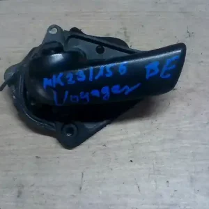 Expressz kézbesítés CHRYSLER VOYAGER 96-01 Bal első belső kilincs bontott alkatrész