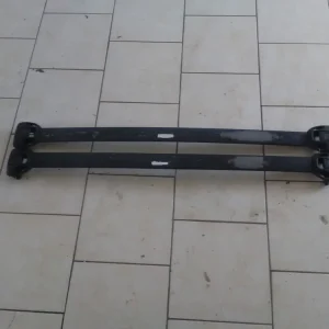 Vedd meg most CHRYSLER VOYAGER 96-01 Tetőcsomagtartó hosszanti sín pár bontott alkatrész