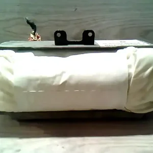 Outlet CHRYSLER VOYAGER 96-01 Utasoldali műszerfal légzsák bontott alkatrész