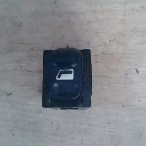 Azonnal elérhető CITROEN BERLINGO 96-02 Ablakemelő kapcsoló pozíció független bontott alkatrész