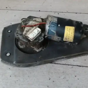Azonnal elérhető CITROEN BERLINGO 96-02 Ablaktörlő motor első bontott alkatrész