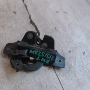 Szezonális akció CITROEN BERLINGO 96-02 Csomagtérajtó zár ütköző bontott alkatrész