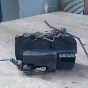 Árcsökkenés CITROEN BERLINGO 96-02 Jobb első ajtó zárszerkezet mechanikus bontott alkatrész