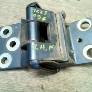 Vedd meg most CITROEN BERLINGO 96-02 Jobb hátsó felső ajtózsanér bontott alkatrész