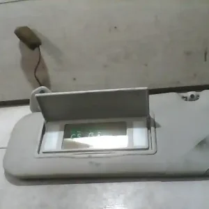 Vásárlói kedvenc CITROEN C5 -04.09 Bal napellenző bontott alkatrész