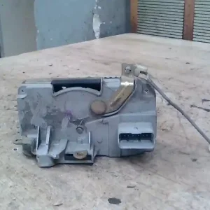 Árcsökkenés CITROEN C5 -04.09 Jobb első ajtó zárszerkezet központizáras bontott alkatrész