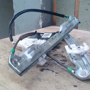 Azonnali szállítás CITROEN C5 -04.09 Jobb első ablakemelő szerkezet elektromos 4 ajtós bontott alkatrész