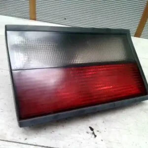 Biztonságos fizetés CITROEN XANTIA Bal belső hátsó lámpa kombi bontott alkatrész