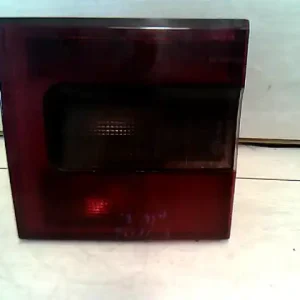 Azonnal elérhető CITROEN XM Jobb belső hátsó lámpa bontott alkatrész