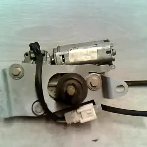 Azonnali szállítás CITROEN XSARA 00.11-04.12 Ablaktörlő motor hátsó3 vezetékes bontott alkatrész