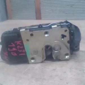 Árengedmény CITROEN XSARA 97.11-00.10 Jobb hátsó ajtó zárszerkezet központi záras 5 ajtós bontott alkatrész